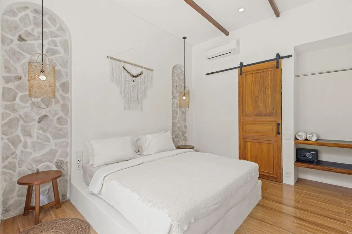 Mediterranean 2Br Villa Ellure Ember With Pool & Lush Garden Jimbaran