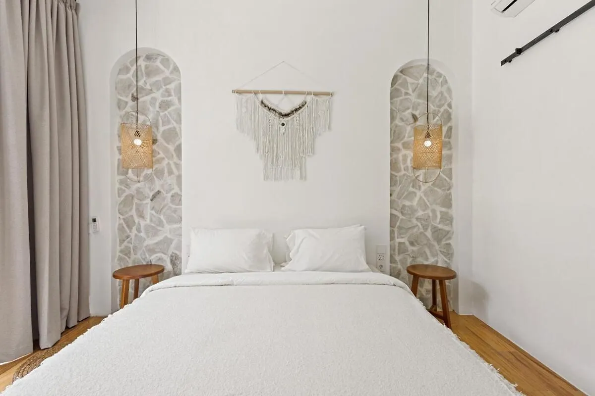 Mediterranean 2Br Villa Ellure Ember With Pool & Lush Garden Jimbaran