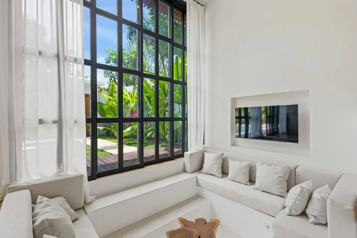 Mediterranean 2Br Villa Ellure Ember With Pool & Lush Garden Jimbaran Indonesien
